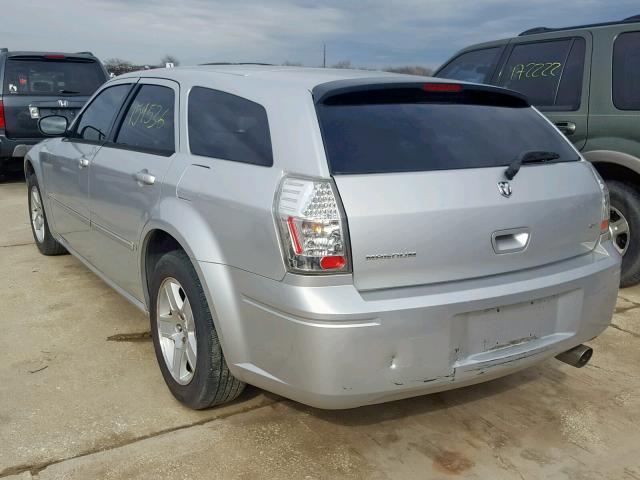 2D4FV47V26H166516 - 2006 DODGE MAGNUM SXT SILVER photo 3