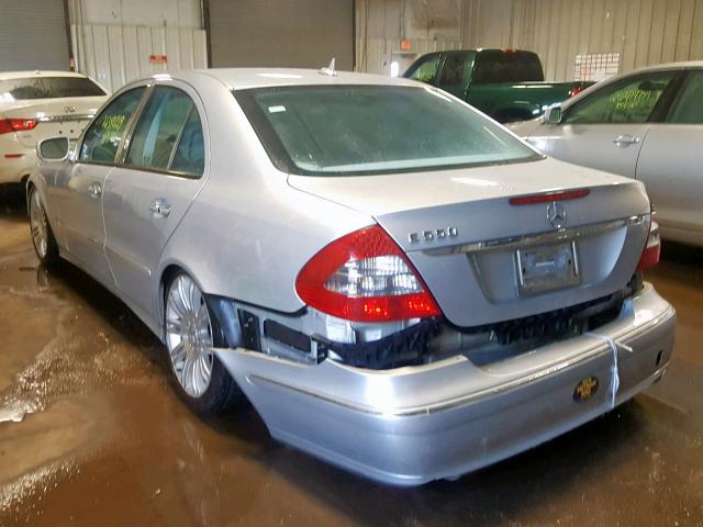 WDBUF72X17B079842 - 2007 MERCEDES-BENZ E 550 SILVER photo 3