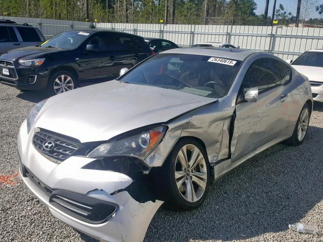 KMHHU6KH3AU010105 - 2010 HYUNDAI GENESIS CO SILVER photo 2