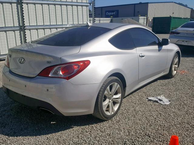 KMHHU6KH3AU010105 - 2010 HYUNDAI GENESIS CO SILVER photo 4