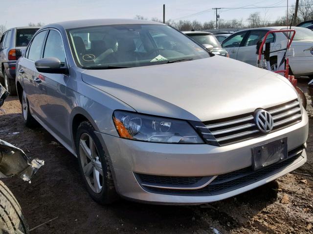 1VWBP7A37DC099522 - 2013 VOLKSWAGEN PASSAT SE SILVER photo 1