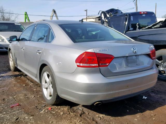 1VWBP7A37DC099522 - 2013 VOLKSWAGEN PASSAT SE SILVER photo 3