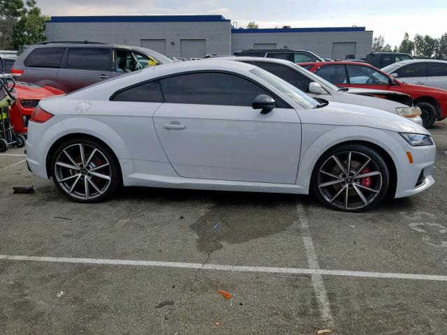 TRUC1AFVXH1009030 - 2017 AUDI TTS WHITE photo 9