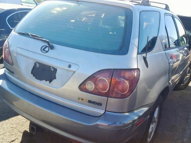 JT6HF10U3X0033019 - 1999 LEXUS RX 300 GRAY photo 4