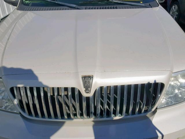5LMFU27515LJ05947 - 2005 LINCOLN NAVIGATOR Blanc photo 7