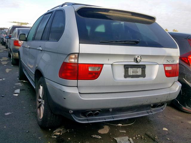 5UXFB53505LV10586 - 2005 BMW X5 4.4I SILVER photo 3