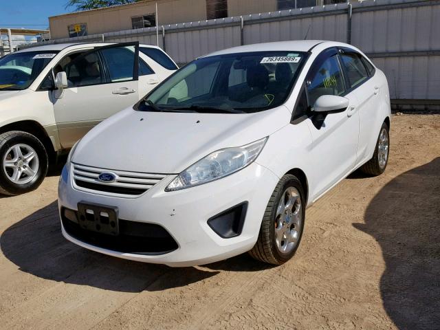 3FADP4AJXDM226633 - 2013 FORD FIESTA S WHITE photo 2