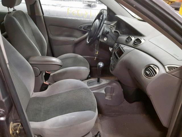 3FAFP37342R229507 - 2002 FORD FOCUS ZX5 GRAY photo 5