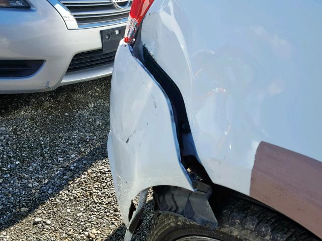 JTKJF5C79C3038752 - 2012 TOYOTA SCION TC WHITE photo 9