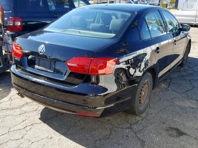 3VW2K7AJ0BM363351 - 2011 VOLKSWAGEN JETTA BASE BLACK photo 4