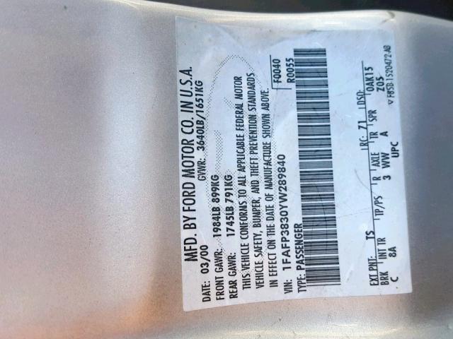 1FAFP3830YW289840 - 2000 FORD FOCUS ZTS SILVER photo 10