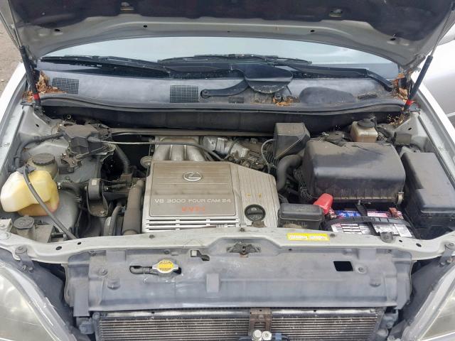 JT6HF10U7X0094003 - 1999 LEXUS RX 300 SILVER photo 7