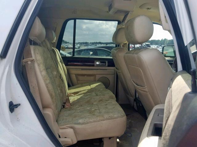 5LMFU27R93LJ40798 - 2003 LINCOLN NAVIGATOR Ақ фото 6