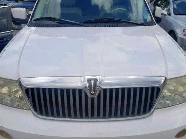 5LMFU27R93LJ40798 - 2003 LINCOLN NAVIGATOR Ақ фото 9