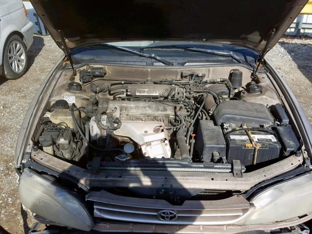 4T1BG12K1TU820038 - 1996 TOYOTA CAMRY DX TAN photo 7