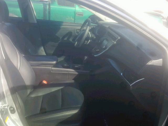 4T1BK1EB5JU288123 - 2018 TOYOTA AVALON XLE SILVER photo 5