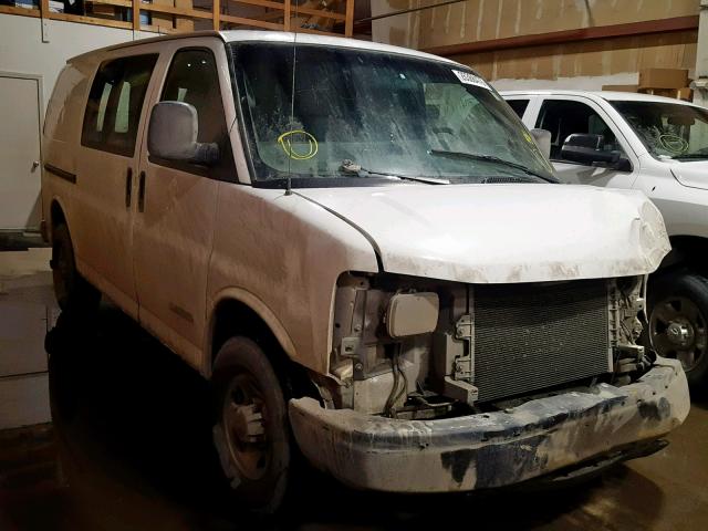 1GTHG35U041113152 - 2004 GMC SAVANA G35 WHITE photo 1