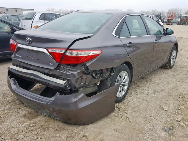 4T4BF1FK6GR538096 - 2016 TOYOTA CAMRY LE GRAY photo 4