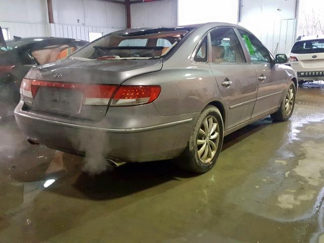 KMHFC46FX7A189258 - 2007 HYUNDAI AZERA SE SILVER photo 4