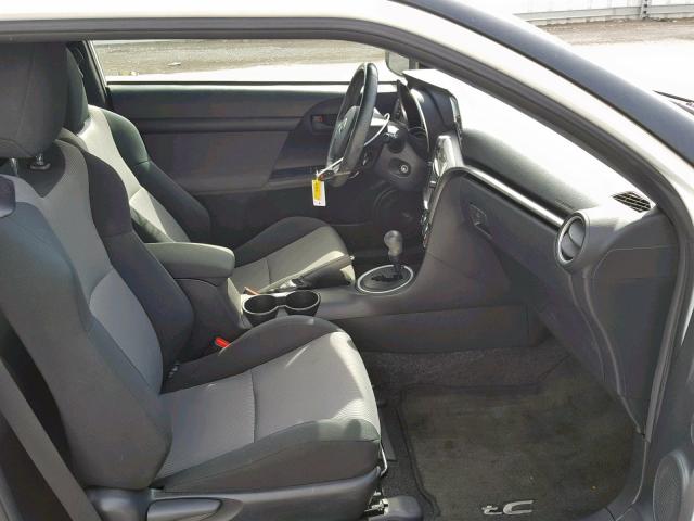 JTKJF5C7XE3073321 - 2014 TOYOTA SCION TC თეთრი ფოტო 5