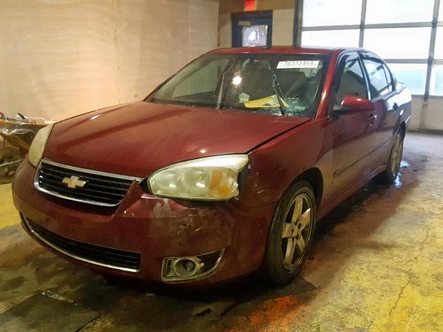 1G1ZU57N47F283075 - 2007 CHEVROLET MALIBU LTZ RED photo 2