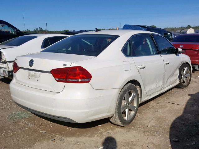 1VWBP7A36CC028634 - 2012 VOLKSWAGEN PASSAT SE WHITE photo 4