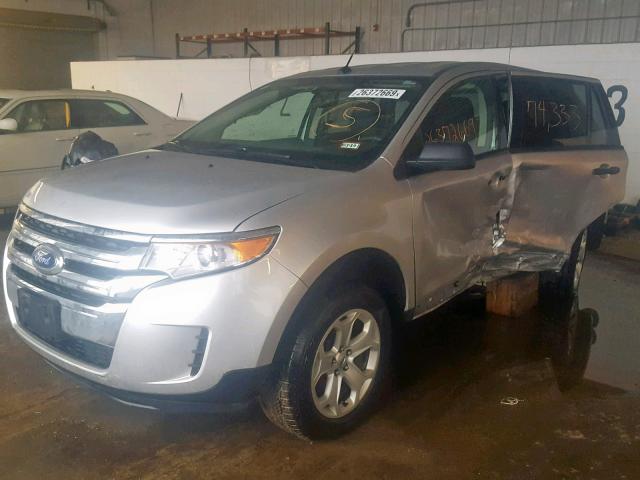 2FMDK4GC8EBB21914 - 2014 FORD EDGE SE SILVER photo 2