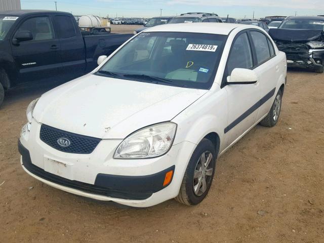 KNADE223596487659 - 2009 KIA RIO BASE WHITE photo 2