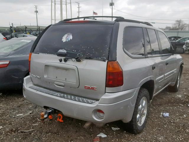 1GKDT13S952388986 - 2005 GMC ENVOY SILVER photo 4