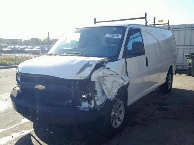 1GCSGAFX4C1106691 - 2012 CHEVROLET EXPRESS G1 WHITE photo 2