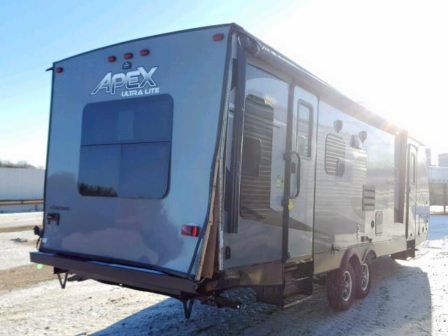 5ZT2CXTB3KF016536 - 2019 COACH TRAILER TWO TONE photo 4