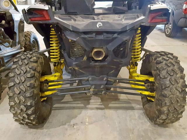 3JBVGAY42JK000903 - 2018 CAN-AM MAVERICK X GRAY photo 6