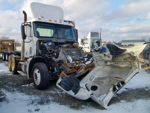 1FUJA6CK09LAF5567 - 2009 FREIGHTLINER CONVENTION WHITE photo 1