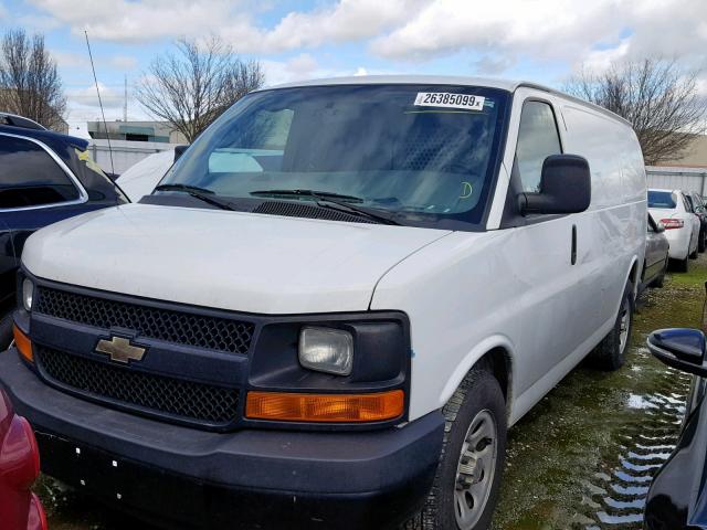 1GCSGAFX3E1121170 - 2014 CHEVROLET EXPRESS G1 WHITE photo 2