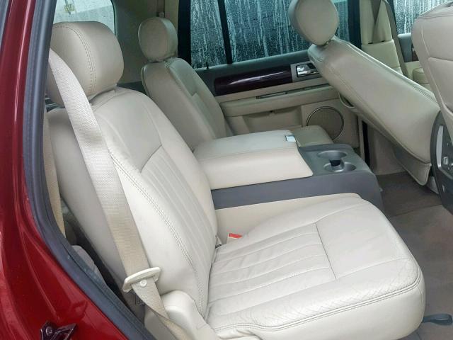 5LMFU28R34LJ23396 - 2004 LINCOLN NAVIGATOR MAROON photo 6