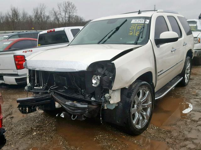 1GKUKEEF0AR173637 - 2010 GMC YUKON DENA CREAM photo 2