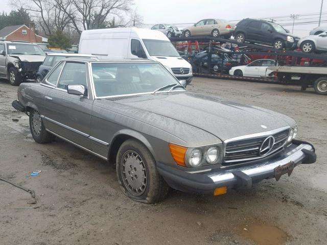 WDBBA45A5DB021336 - 1983 MERCEDES-BENZ 380 SL SILVER photo 1