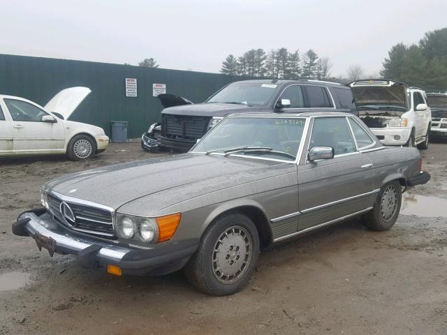 WDBBA45A5DB021336 - 1983 MERCEDES-BENZ 380 SL SILVER photo 2