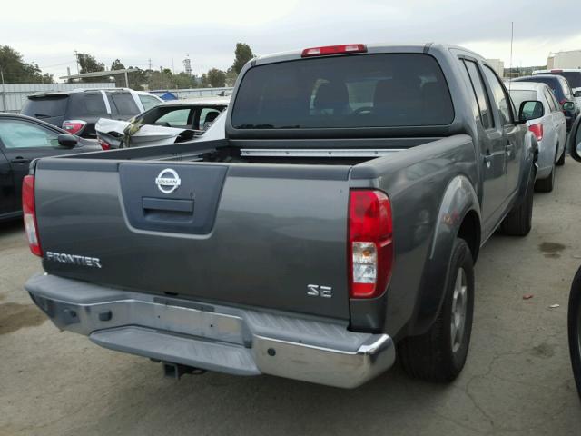 1N6AD07U47C449852 - 2007 NISSAN FRONTIER C GRAY photo 4