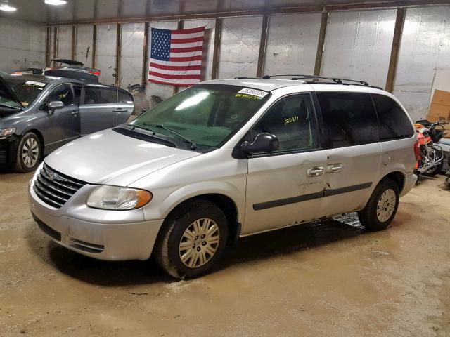 1A4GJ45R27B154955 - 2007 CHRYSLER TOWN & COU SILVER photo 9