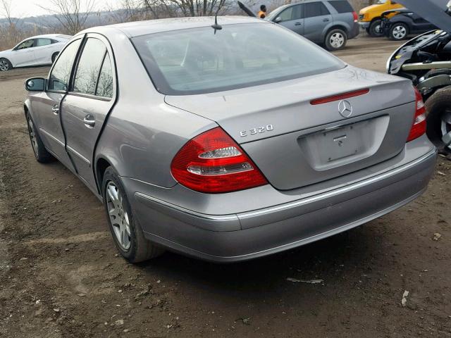 WDBUF65JX3A280737 - 2003 MERCEDES-BENZ E 320 GRAY photo 3