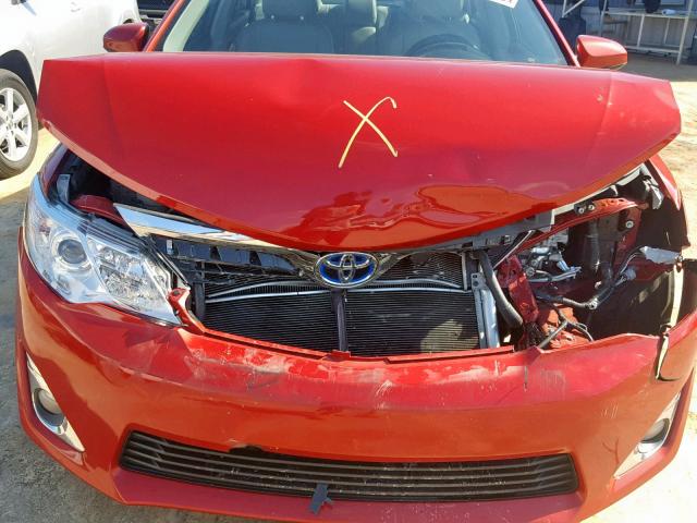 4T1BD1FK9CU021241 - 2012 TOYOTA CAMRY HYBR RED photo 9