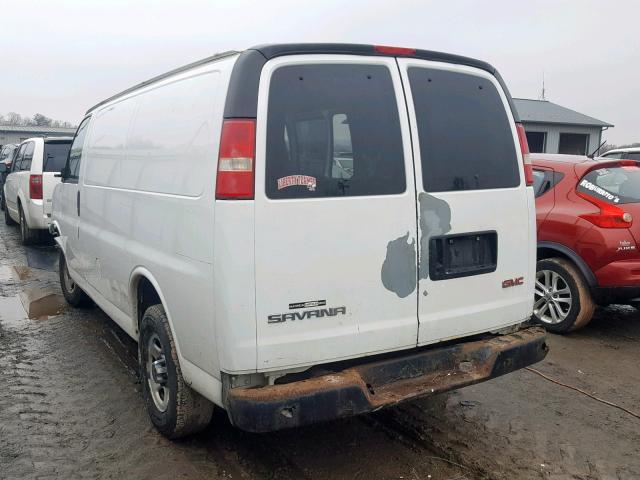 1GTFG15T041134246 - 2004 GMC SAVANA G15 WHITE photo 3