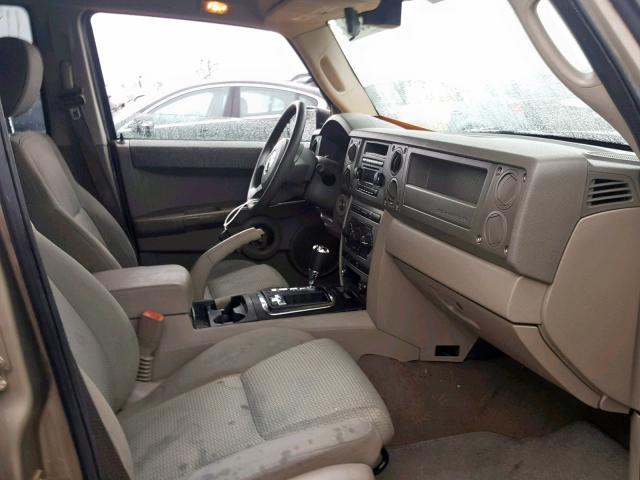 1J8HG48N76C274639 - 2006 JEEP COMMANDER TAN photo 5