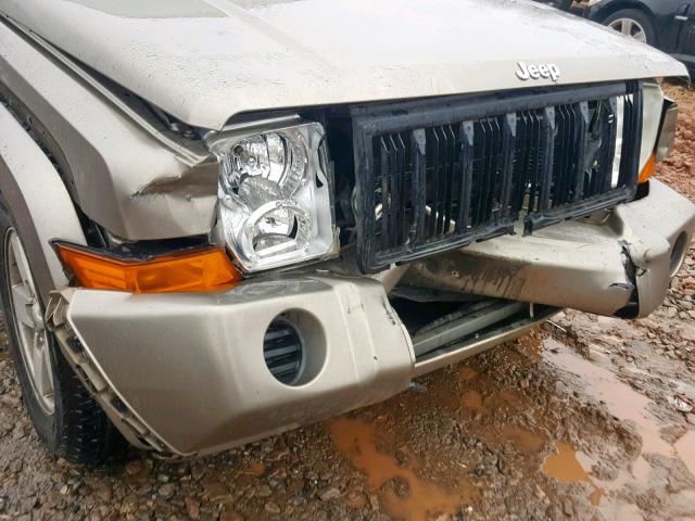 1J8HG48N76C274639 - 2006 JEEP COMMANDER TAN photo 9