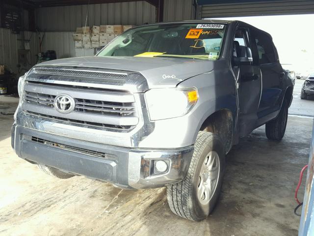 5TFDW5F18EX414557 - 2014 TOYOTA TUNDRA CRE SILVER photo 2