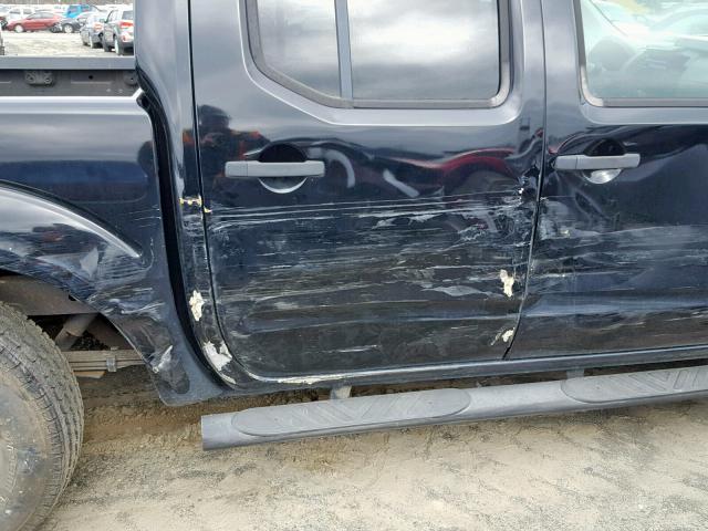 1N6AD07U26C411955 - 2006 NISSAN FRONTIER C BLACK photo 9