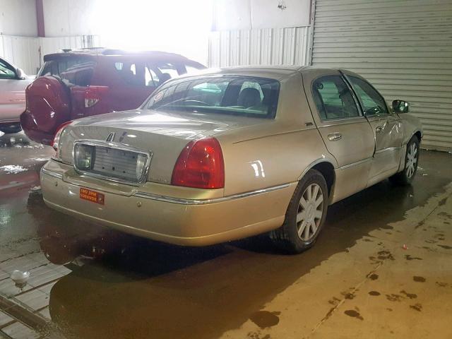 1LNHM82W05Y656632 - 2005 LINCOLN TOWN CAR S GOLD photo 4