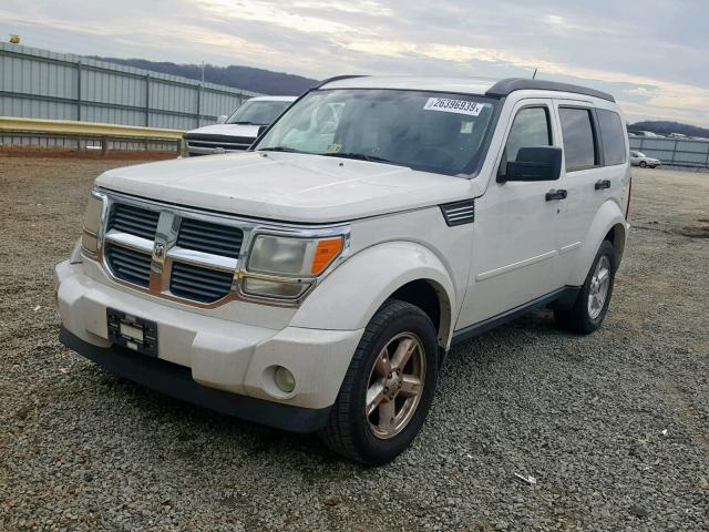 1D8GT28K57W734178 - 2007 DODGE NITRO SXT WHITE photo 2