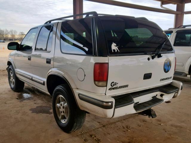 1GNDT13W3X2155503 - 1999 CHEVROLET BLAZER WHITE photo 3